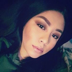 Meet your Posher, Alondra